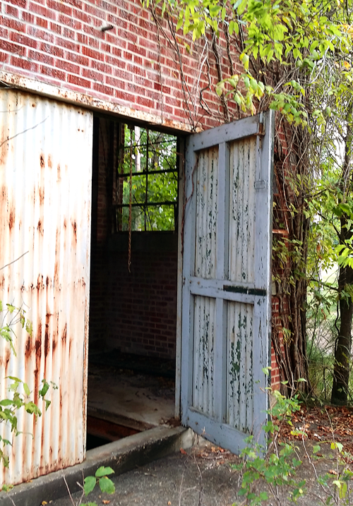 An open door invited one&squot;s inspection (will it be a "Halloween" movie set?)